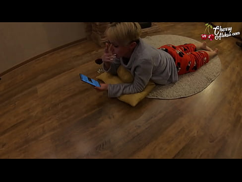 ❤️ ရူးသွပ်သော ဆံပင်ရွှေရောင် စုတ်နေသည် ကြီးမားသော ဒစ်ကြီးကို စို့ပြီး ခုန်နေသည် - စအို လိင် ❤❌ Fucking video  my.hdporn24.ru ️❤